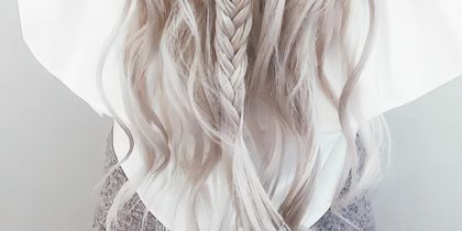 15 Cutest Christmas Hairstyles For Long Hair Styleoholic