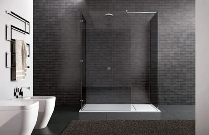 Bathroom Designs With Walk In Shower / 25 Walk In Shower Ideas Bathrooms With Walk In Showers : If you plan to have a solid wall as part of your walk in shower, use a neutral tile color that maintains the airiness of the bathroom.