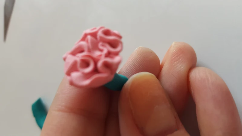 DYI polymer clay carnation flower tutorial