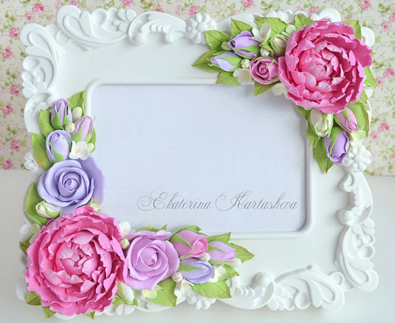 Polymer clay flowers picture frame