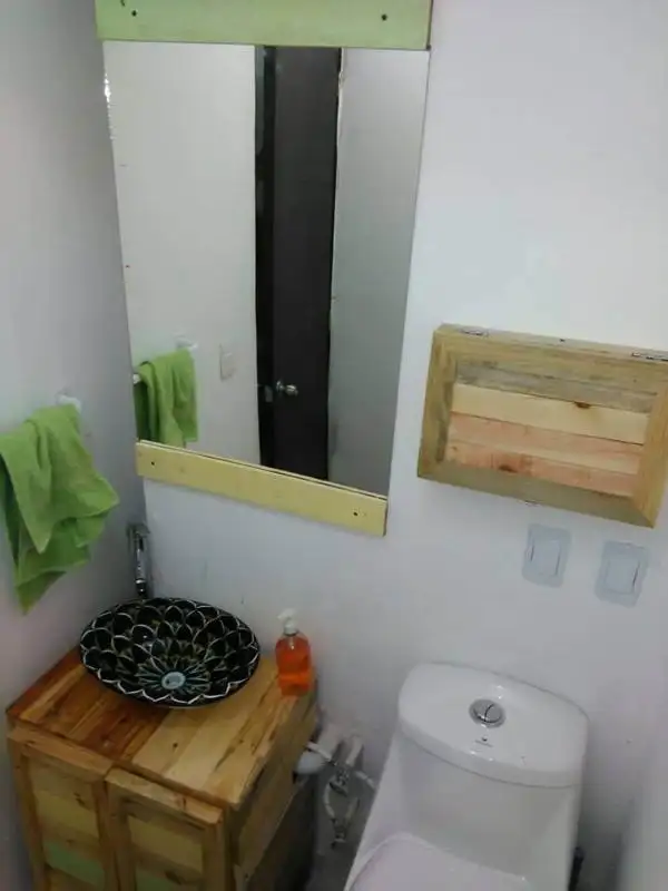 wooden pallet vanity furniture