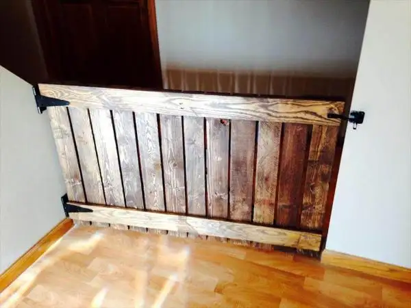pallet gate