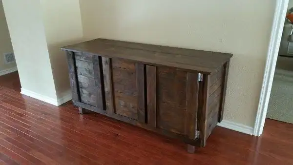diy pallet indoor bar cabinet