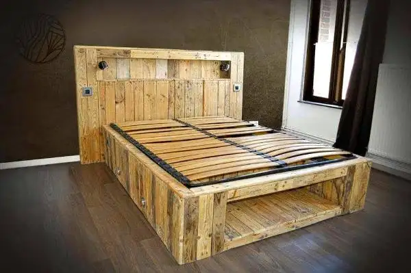 handmade pallet lasting bed with all modern features