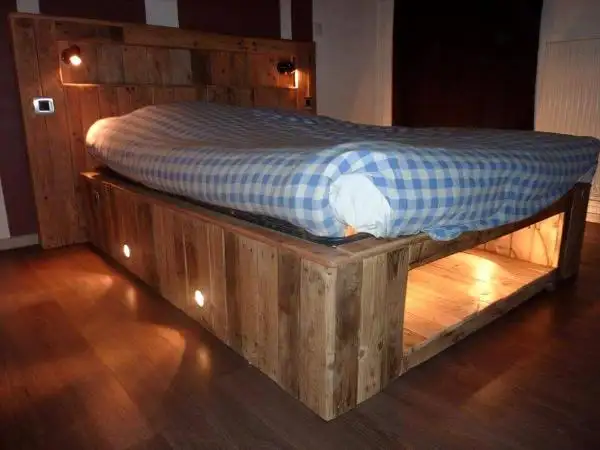 no-cost wooden pallet sturdy bed with lights